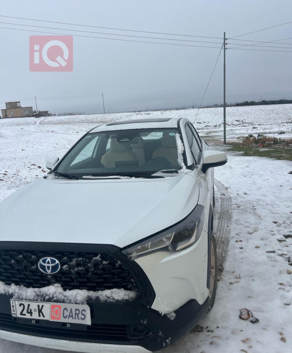 تۆیۆتا کۆرۆلا کرۆس